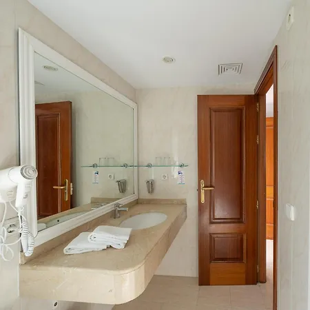 Aparthotel Tilos Peguera