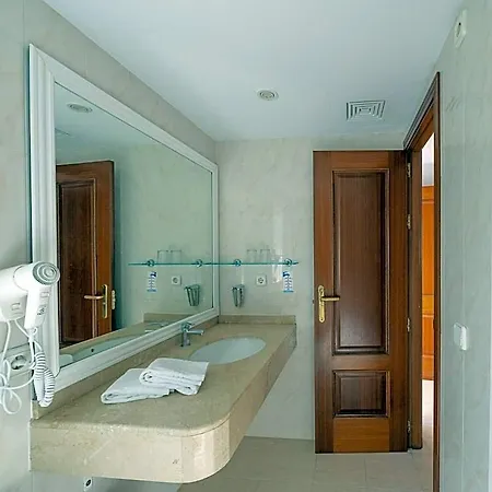 Tilos 4* Paguera